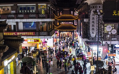 地攤經濟成風口，規范夜間照明或成為必要事宜